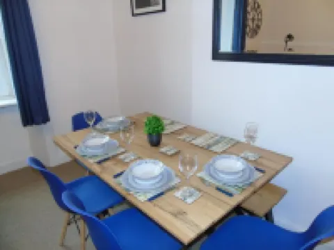 Snug - Sealladh Mara Apartment Hotels in Helensburgh