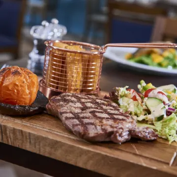 Kings Court Hotel, BW Signature Collection