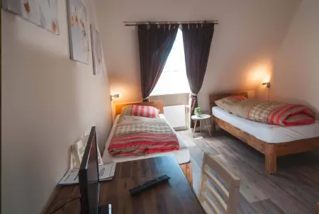 Pension Café Klingbeil Отели в г. Кольмар