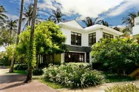 Lotus Samui Luxury Beach Villas Hotels in Bang Por