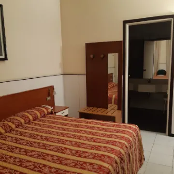 Hotel Mayorca Hotels near Santa Maria delle Grazie