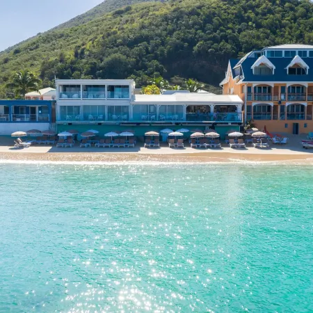 Le Temps des Cerises Hotel Beach