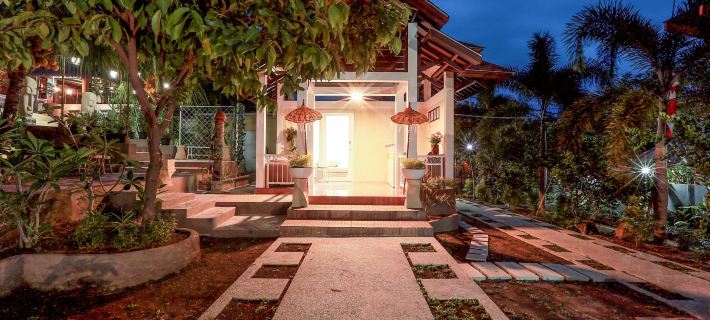 Nipah Pool Villas and Restaurant Hotels in Malaka