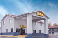 Super 8 by Wyndham Locust Grove Hotels in Locust Grove