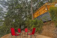 Dantica Cloud Forest Lodge