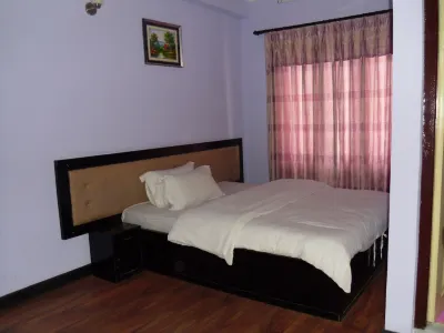 Dipankara Holiday Home Hotels near Rangjung Yeshe Institute राङ्जुङ् बौद्ध विद्यापीठ