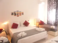 Italia Guesthouse - Bed and Breakfasts