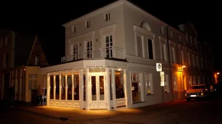 Ringelnatz Warnemünde Отели в г. Варнемюнде