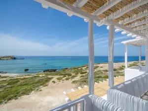 西阿諾套房酒店