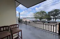 Lan Bua Resort - Parkplatz