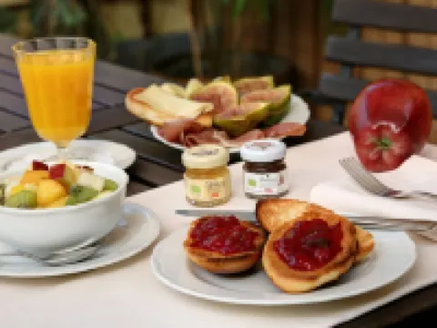 โรงแรมเดปราตี โรงแรมในแฟร์รารา