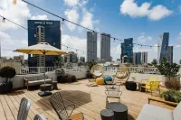 Domus Metro Hotel - Hostels