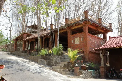 NewAlasKuliner & HomestayWatulumbung Hotels near Parangtritis Beach