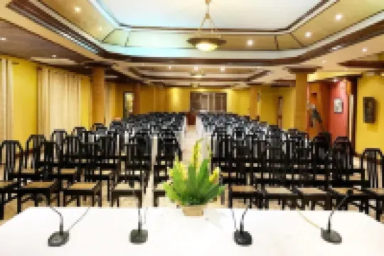 Aanari Hotel & Spa