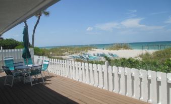 Sea Club I