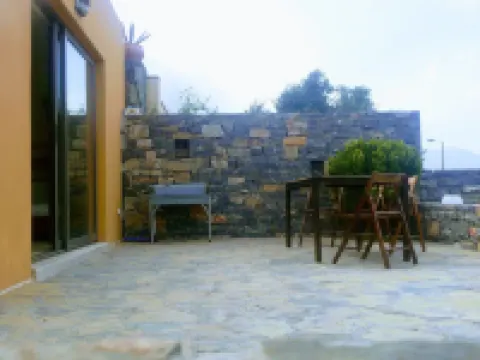 Paradise Villa Hotels in Istro