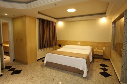Elegance Praia Hotel - Jacuzzi