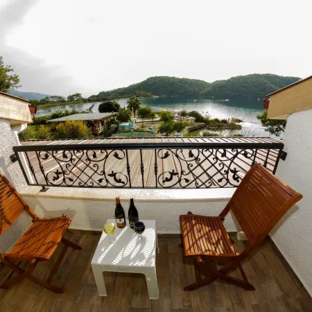 S3 Seahorse Beach Club