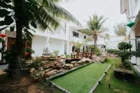 Ba Cơ Boutique Hotel & Restaurant Các khách sạn gần Chợ Chu Lai