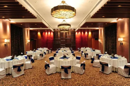 Fariyas Resort Lonavala