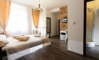 Prior Suites Split