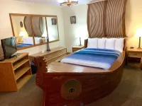 Don Q Inn Hotels in Mineral Point