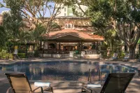 Holiday Inn GUADALAJARA EXPO by IHG - Rooftop Pools