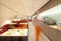 Simm's Hotel - Cityhotel Next to Metro U3 - breakfast