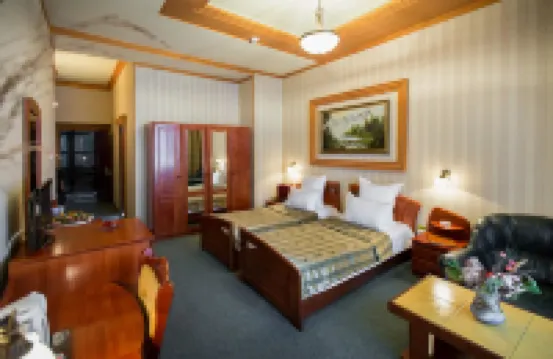 Bucharest Comfort Suites Hotel