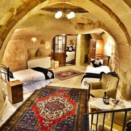 Heaven Cave House - Razziya Evi
