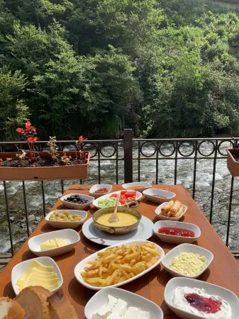 Tuva Villa Bungalov Отели в г. Camlitepe Koyu