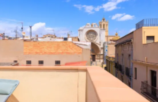 Iconic Old Town - Unik Vacation