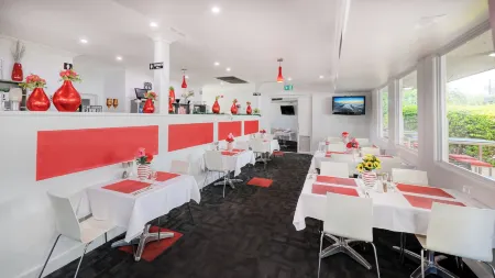 Route 66 Motor Inn Отели в г. Эмеролд