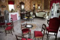 Residenza d'Epoca Regina d'Arborea Hotels in Santa Giusta