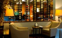Tigh-Na-Mara Seaside Spa Resort - bar