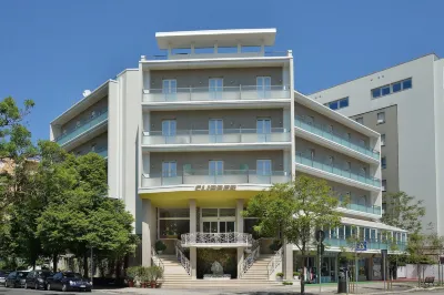 Clipper Hotels in 