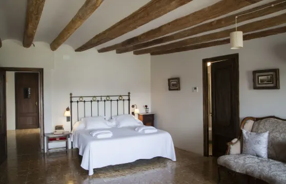 巴拉維特城牆酒店