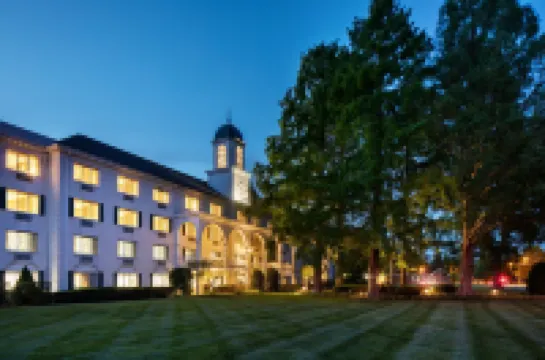 더 매디슨 호텔