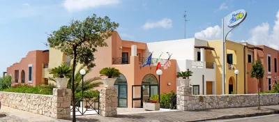 Hotel Alizé Hotels near Spiaggia Porto Miggiano