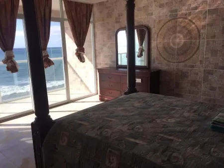 Hotel Colombus Отели в г. Каррисаль