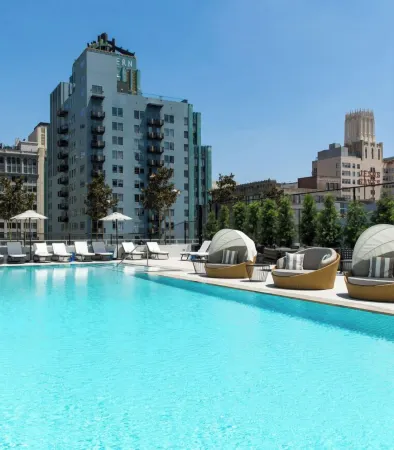 Level Los Angeles - Downtown South Olive Отели рядом с достопримечательностью «The Fountain Theatre»