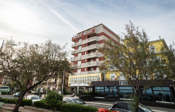 Hotel Palace