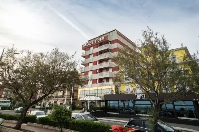 Hotel Palace Hotel dekat Chiesa Santa Maria Di Porto Salvo