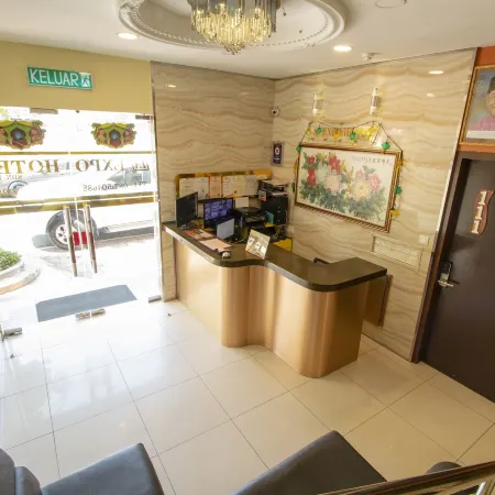 Expo Hotel