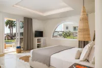 Finikas Hotel