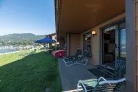 Pend Oreille Shores Resort Hotel a Clark Fork