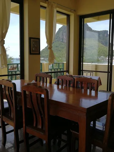 รูปภาพของอ่าวน้อยซีวิว