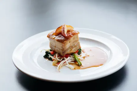 The Queens Hotel Отели рядом с достопримечательностью «Splashdown Quaywest»