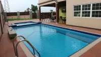 Frederick's Lodge - Pools