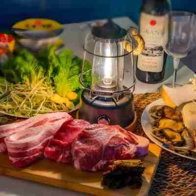 Pocheon Story Forest Caravan Glamping Dining/Meeting Rooms